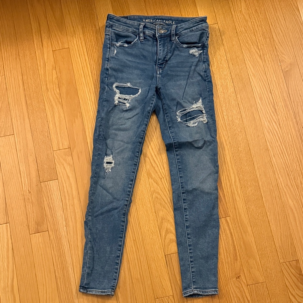 American Eagle Outfitters Women's Distressed Denim Skinny Jeans